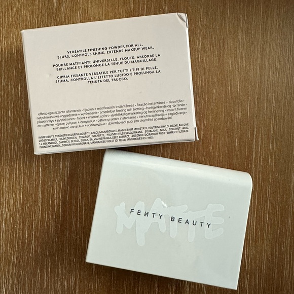 [NEW] FENTY BEAUTY Invisimatte Blotting Powder “Universal” .3oz - Picture 4 of 5